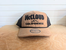 Load image into Gallery viewer, Bubbly Mountain Corduroy Cap

